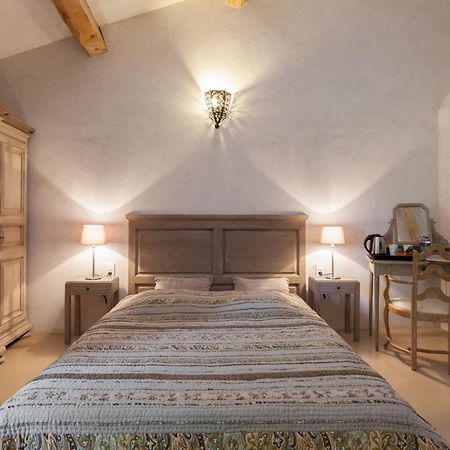 La Louviere Des Bruyeres Bed & Breakfast Robion en Luberon Bilik gambar