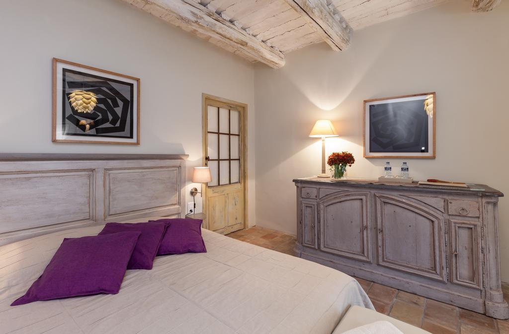 La Louviere Des Bruyeres Bed & Breakfast Robion en Luberon Bilik gambar