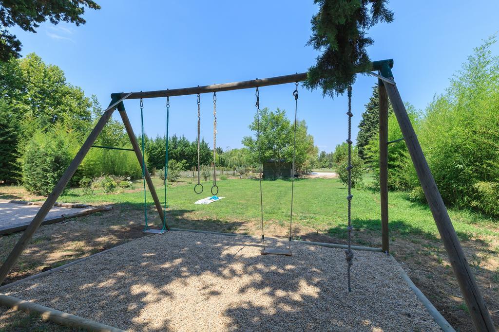 La Louviere Des Bruyeres Bed & Breakfast Robion en Luberon Luaran gambar